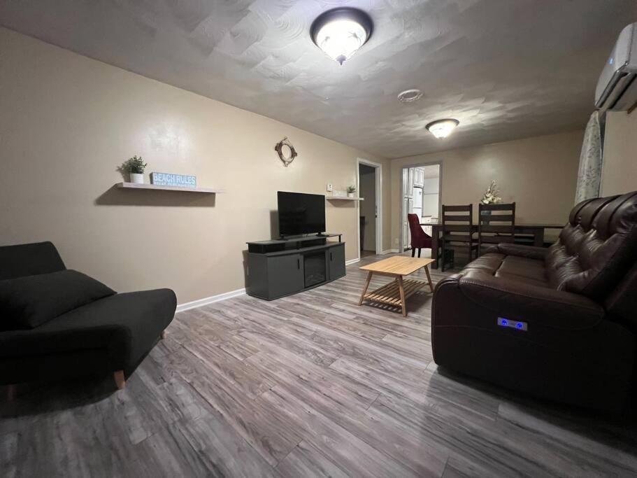 Cottage Near Cedar Point And Downtown Sandusky Exterior photo